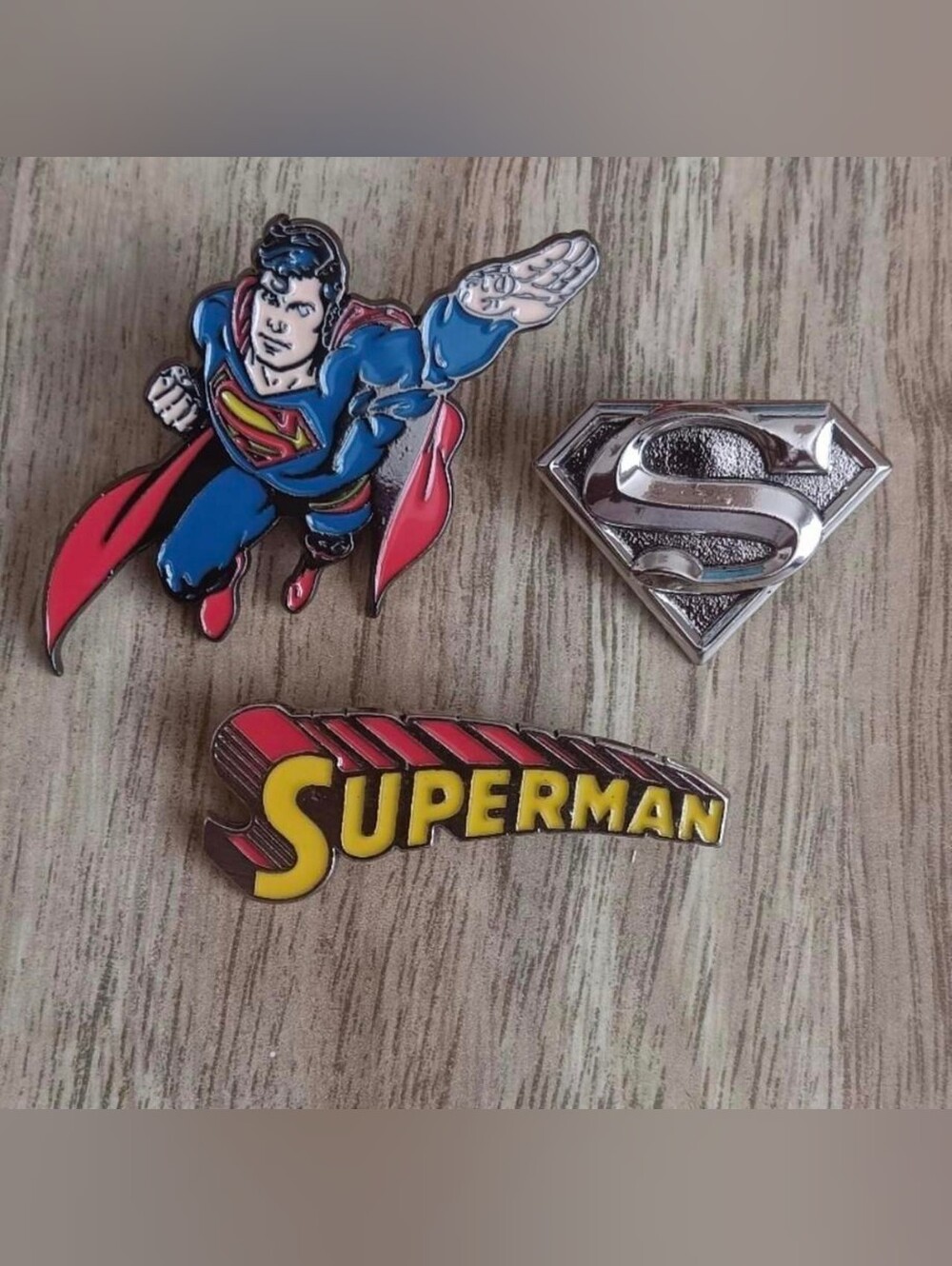 3 PCS Superman Pin
